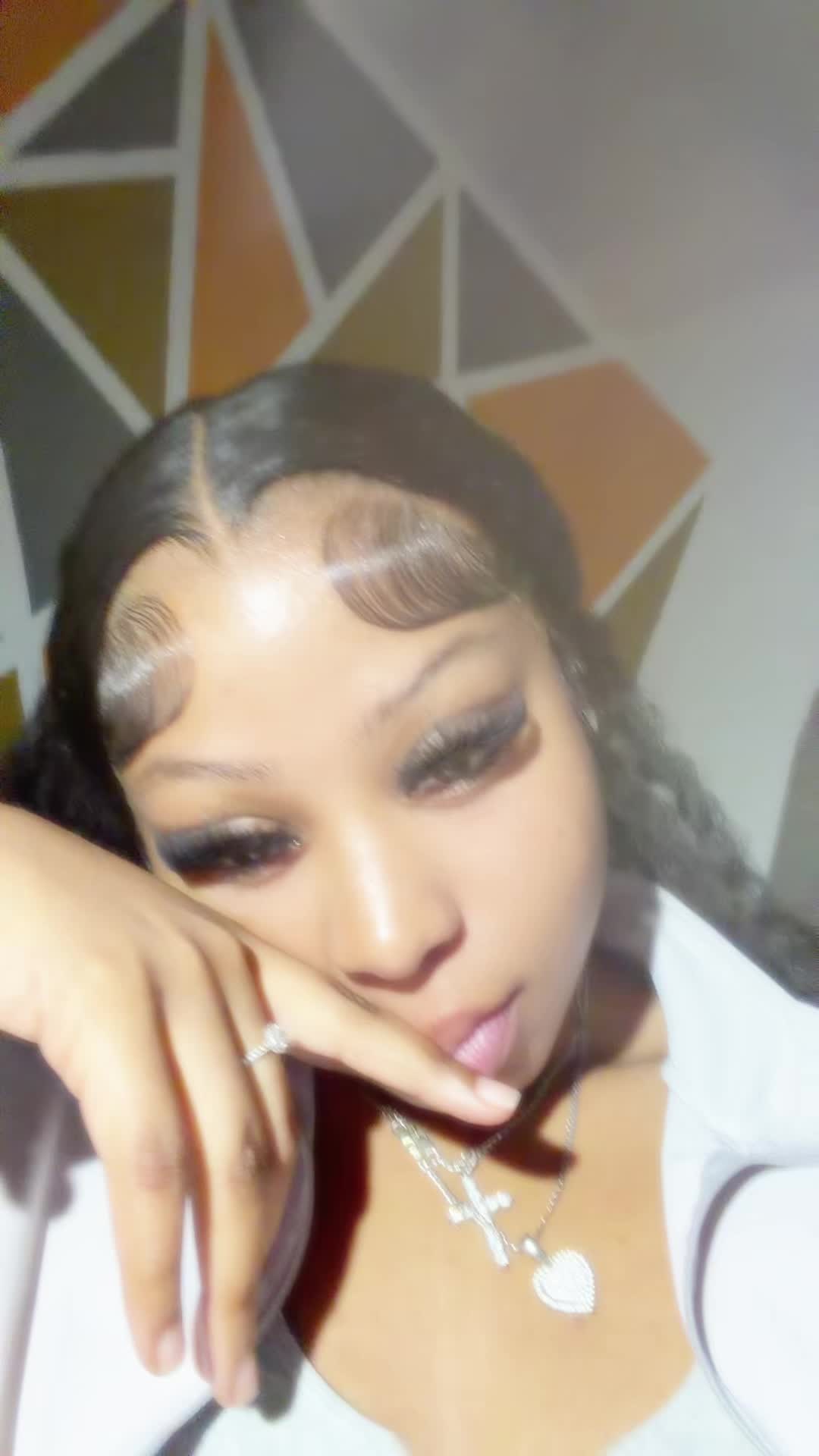 @PRETTY LADY ๐
