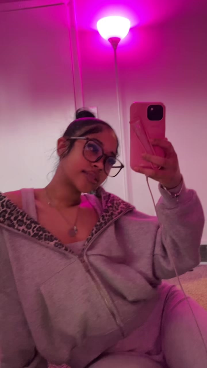 @ari😉