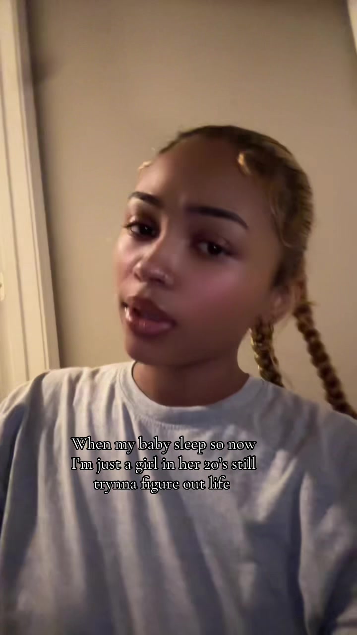 @Prettylittlethang_