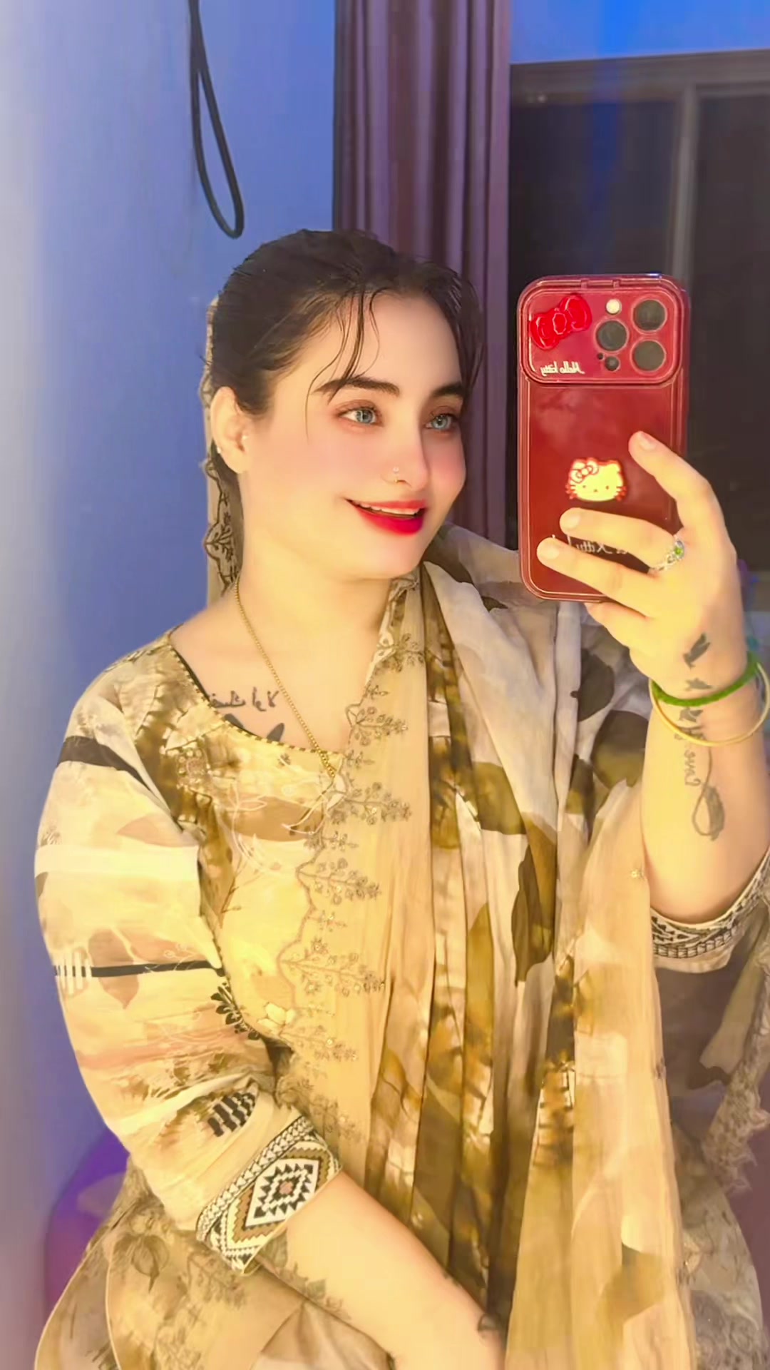 @👸 Rani-🥰(Queen)G”1