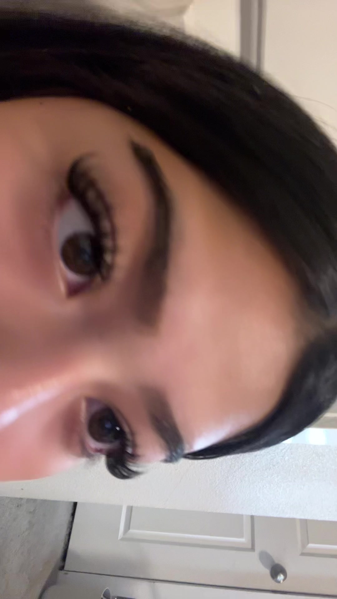 @⃟