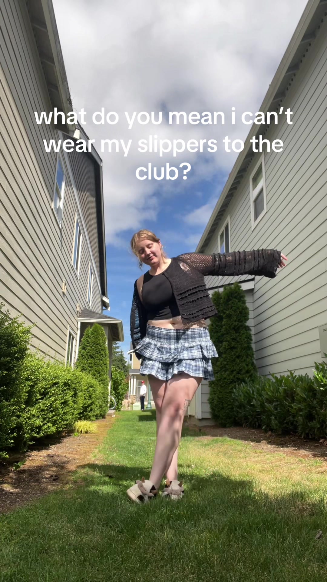 @mo