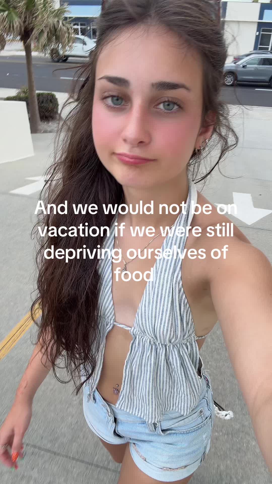 @🦦