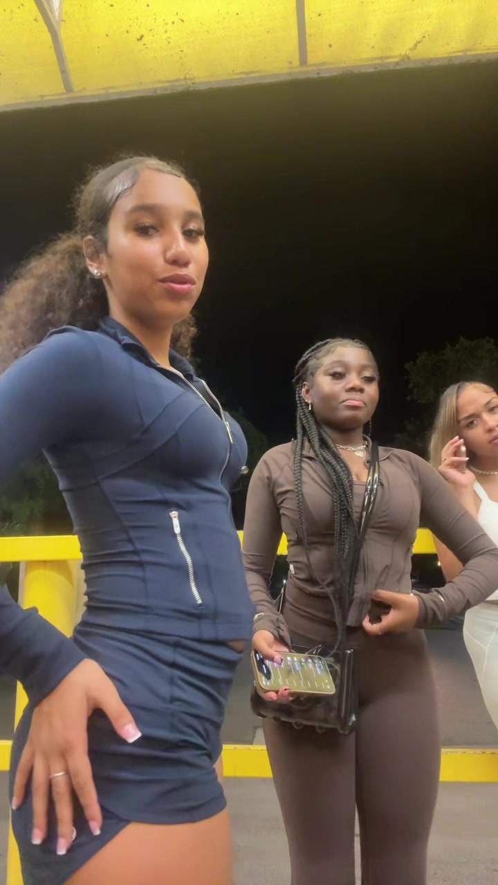 @themfqueenhooo