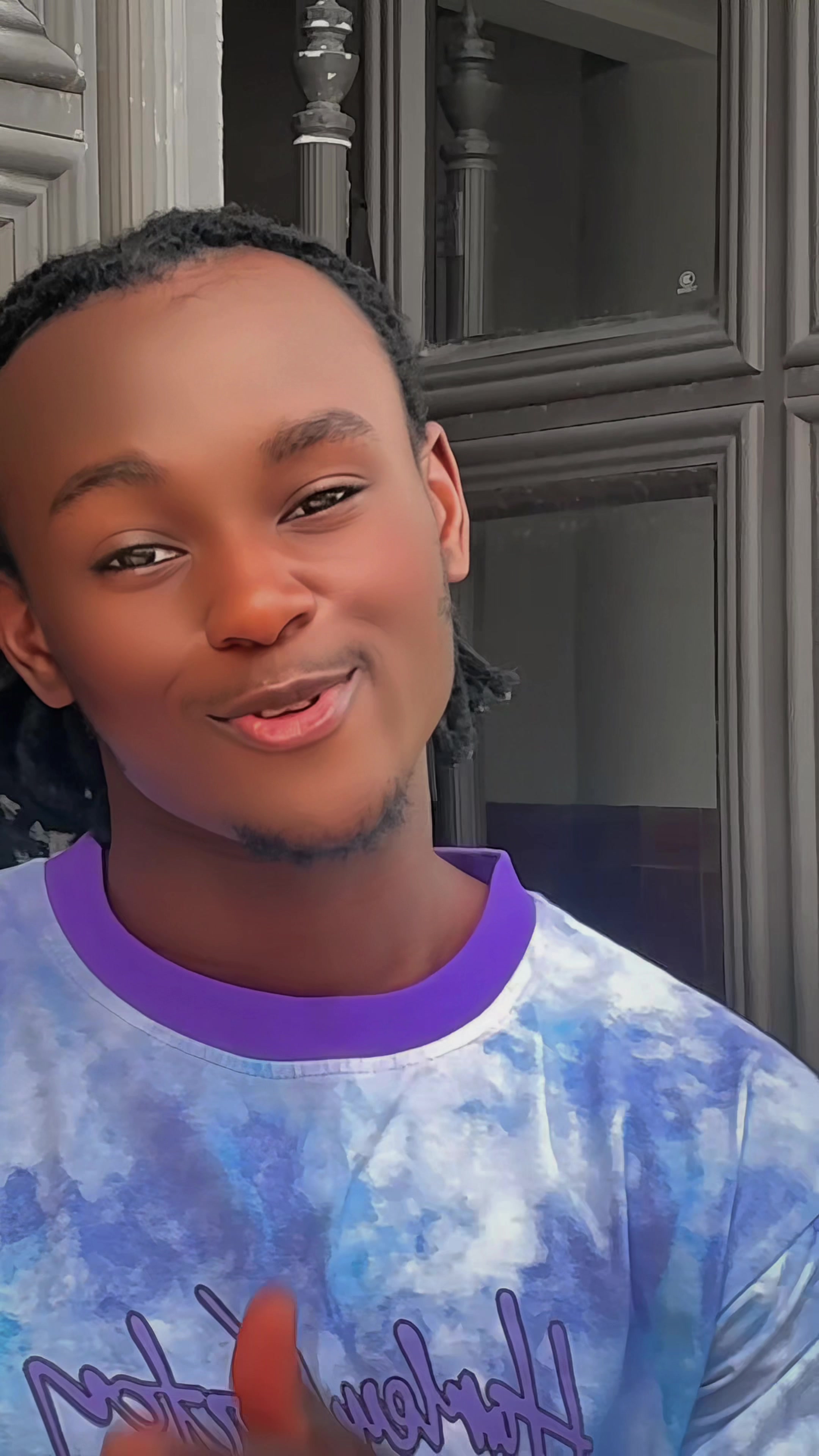@1collinstik