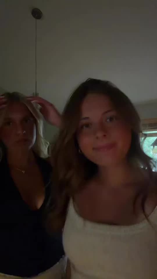 @caroline