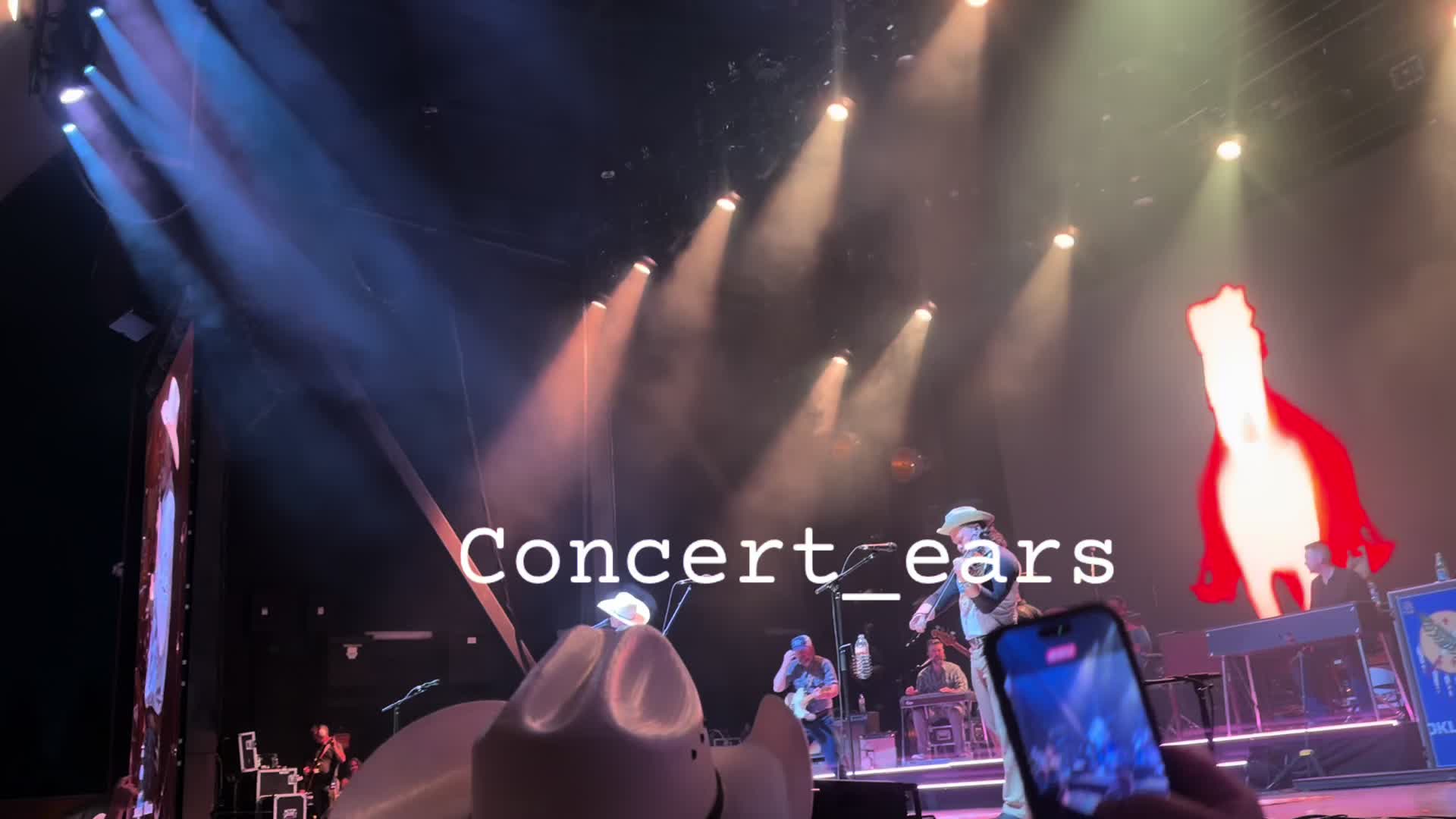 @CoNceRt Ears 🎵🤘🏽🙂&zwj;↕️