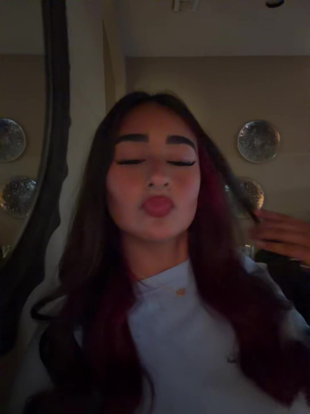 @️