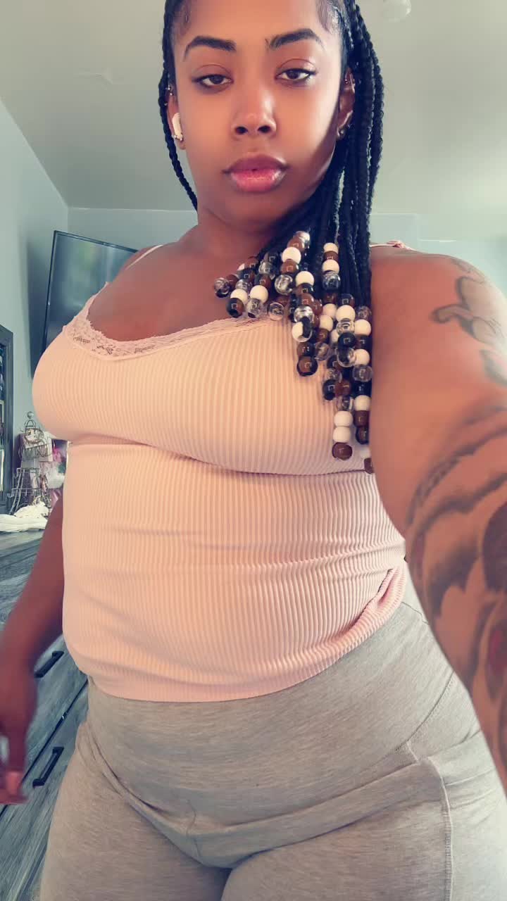 @Ambarix🌸