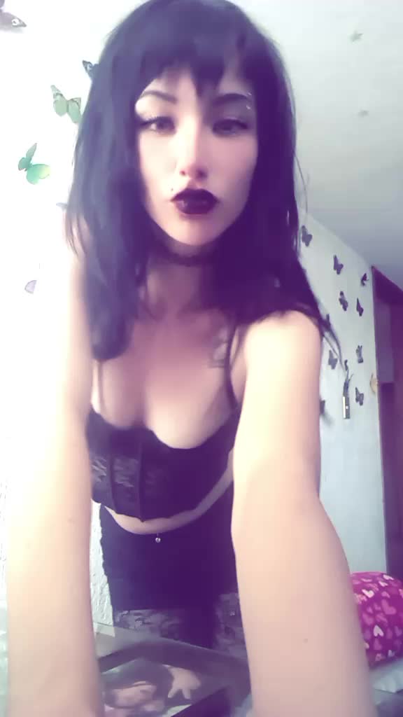 @bella rose🖤🦇🐈⬛