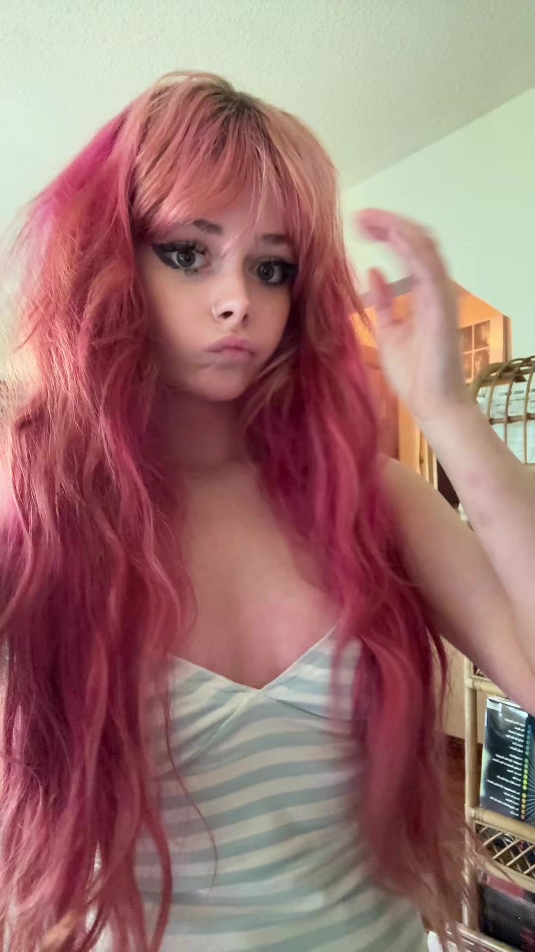 @🖤