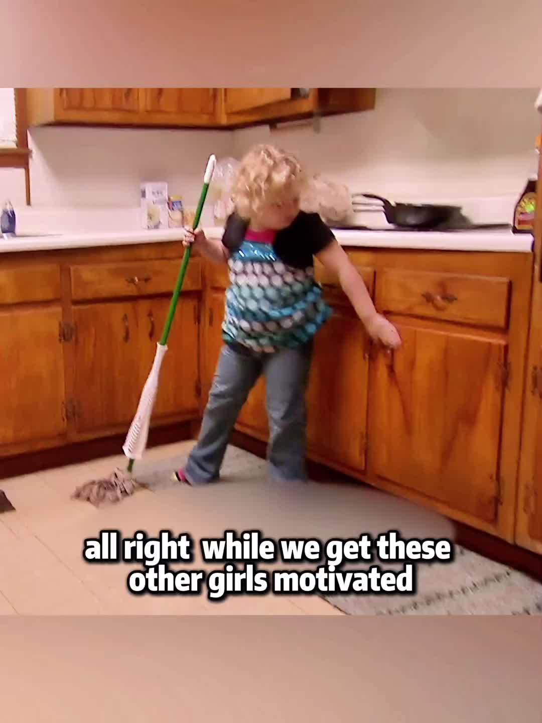 @corashows