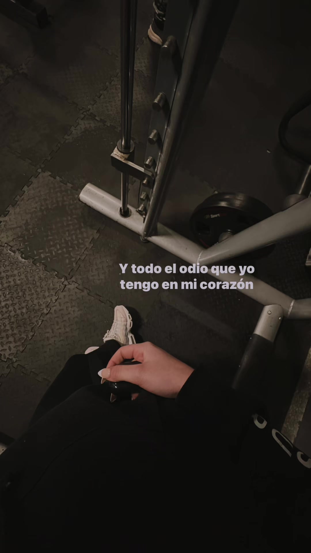 @Flooor🤫