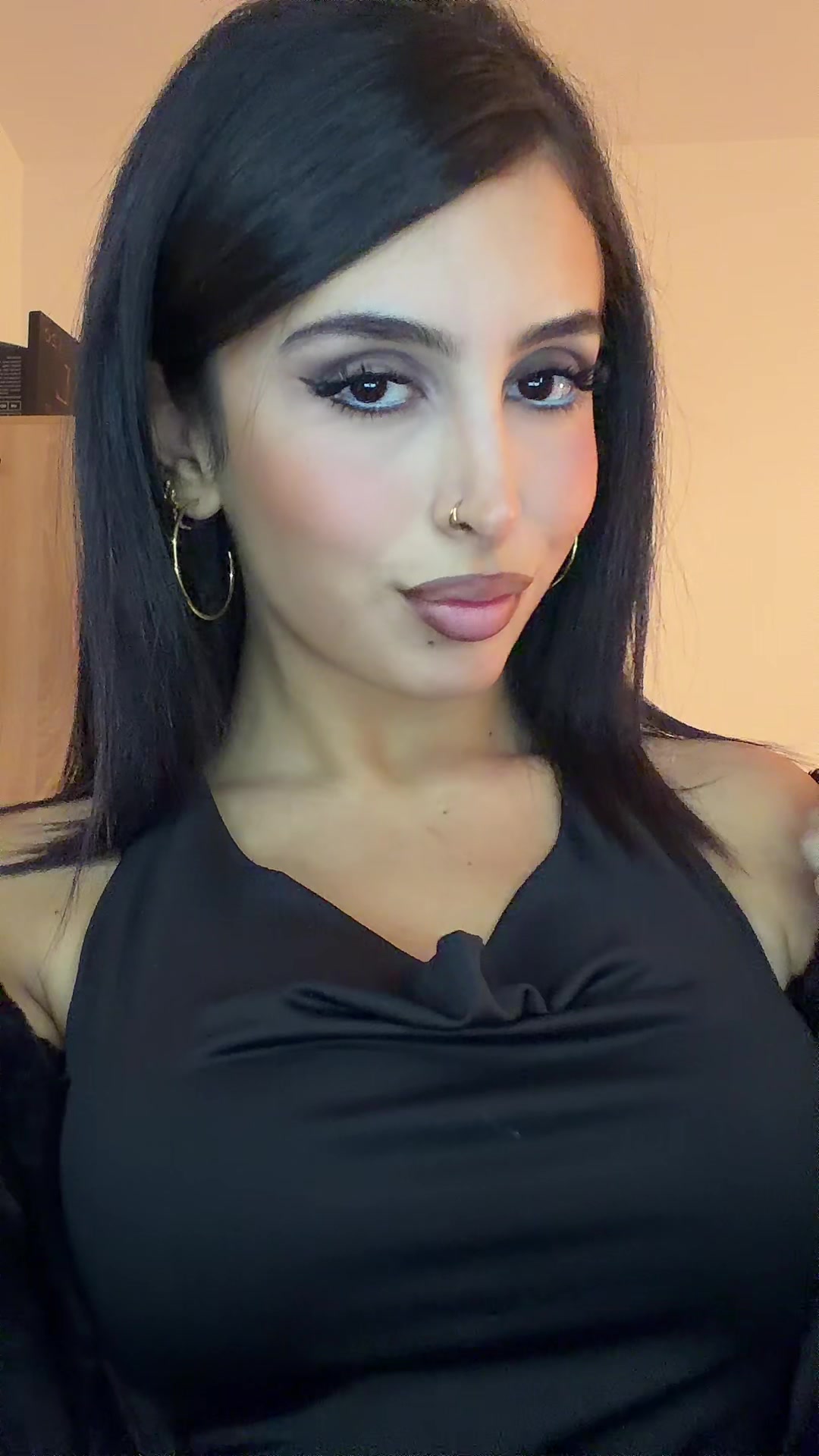 @Esra🇸🇾