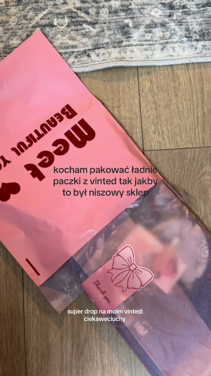@Kaja Lelakowska✩₊˚.⋆