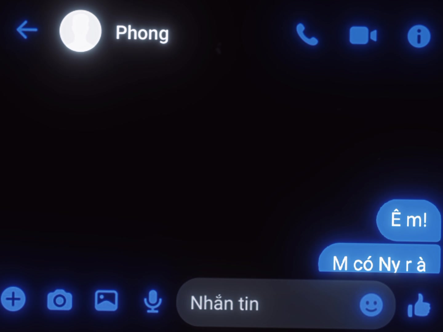 @Ang Luật