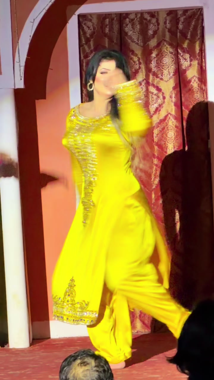 @Pakistan Stage drama 🎭 💃