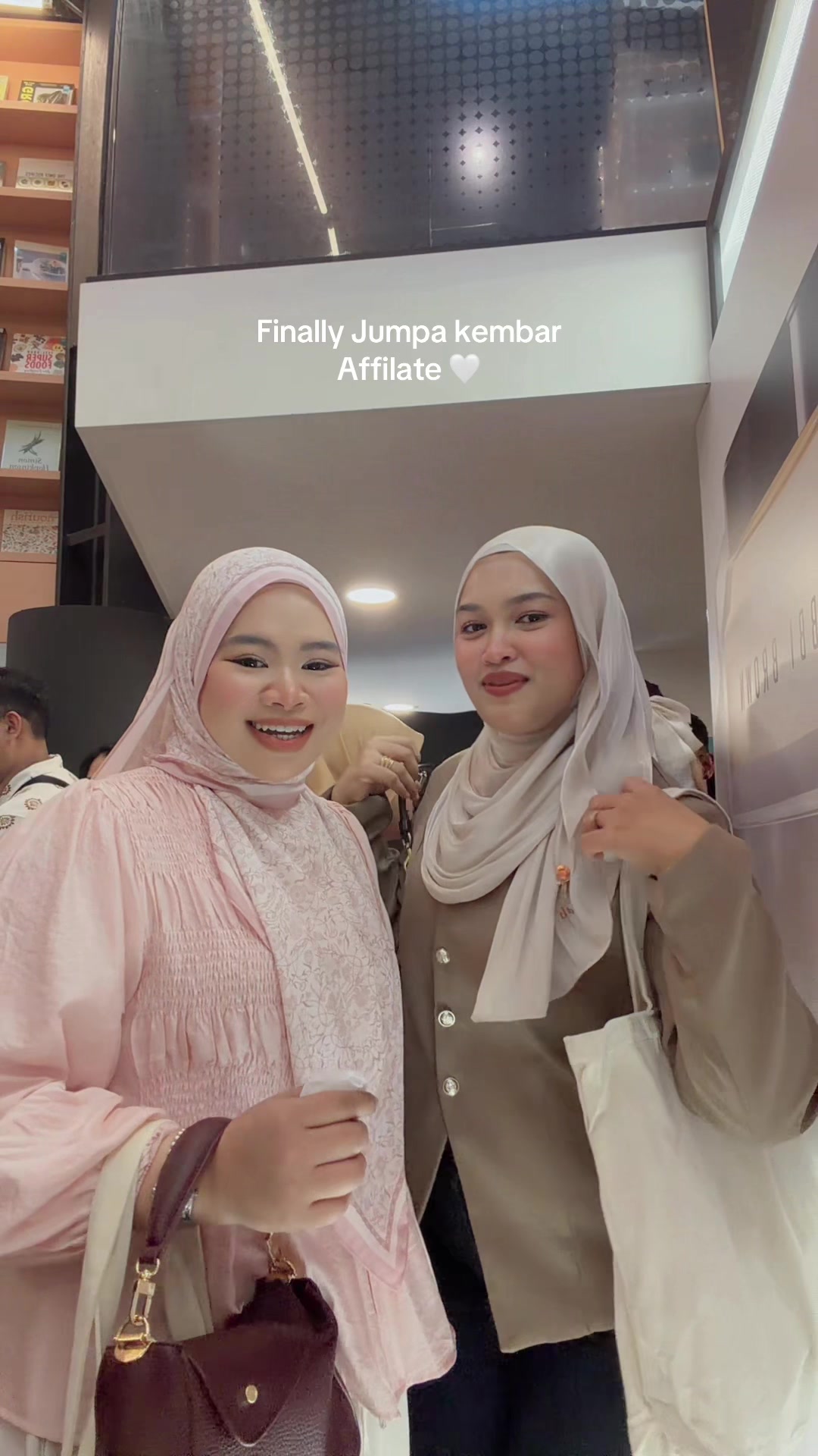 @Jieyhaa