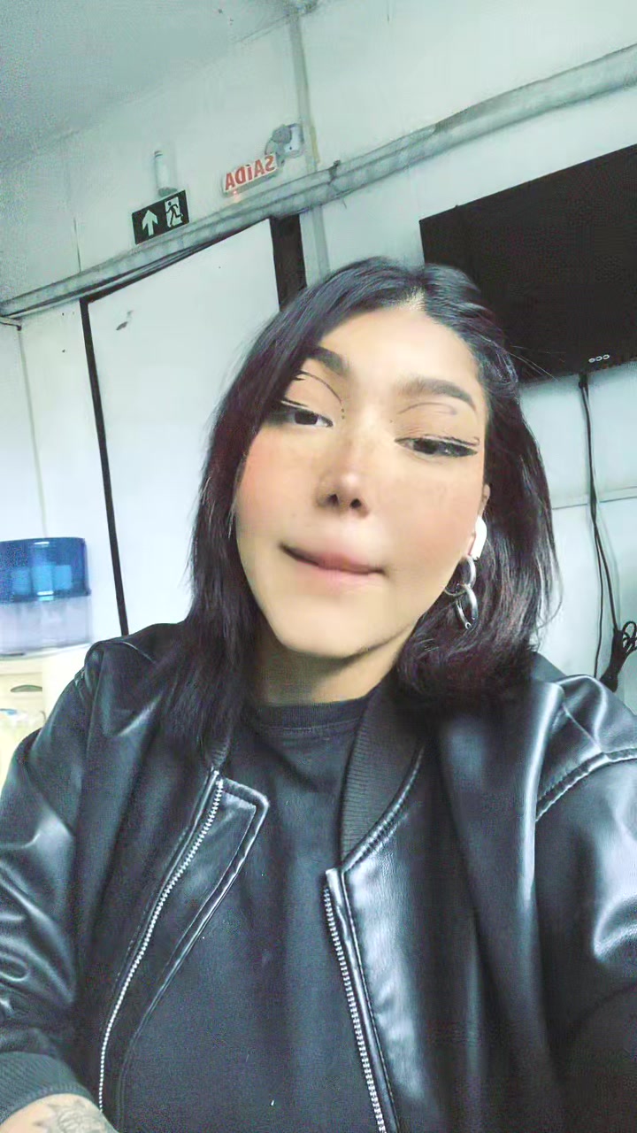@Amandita