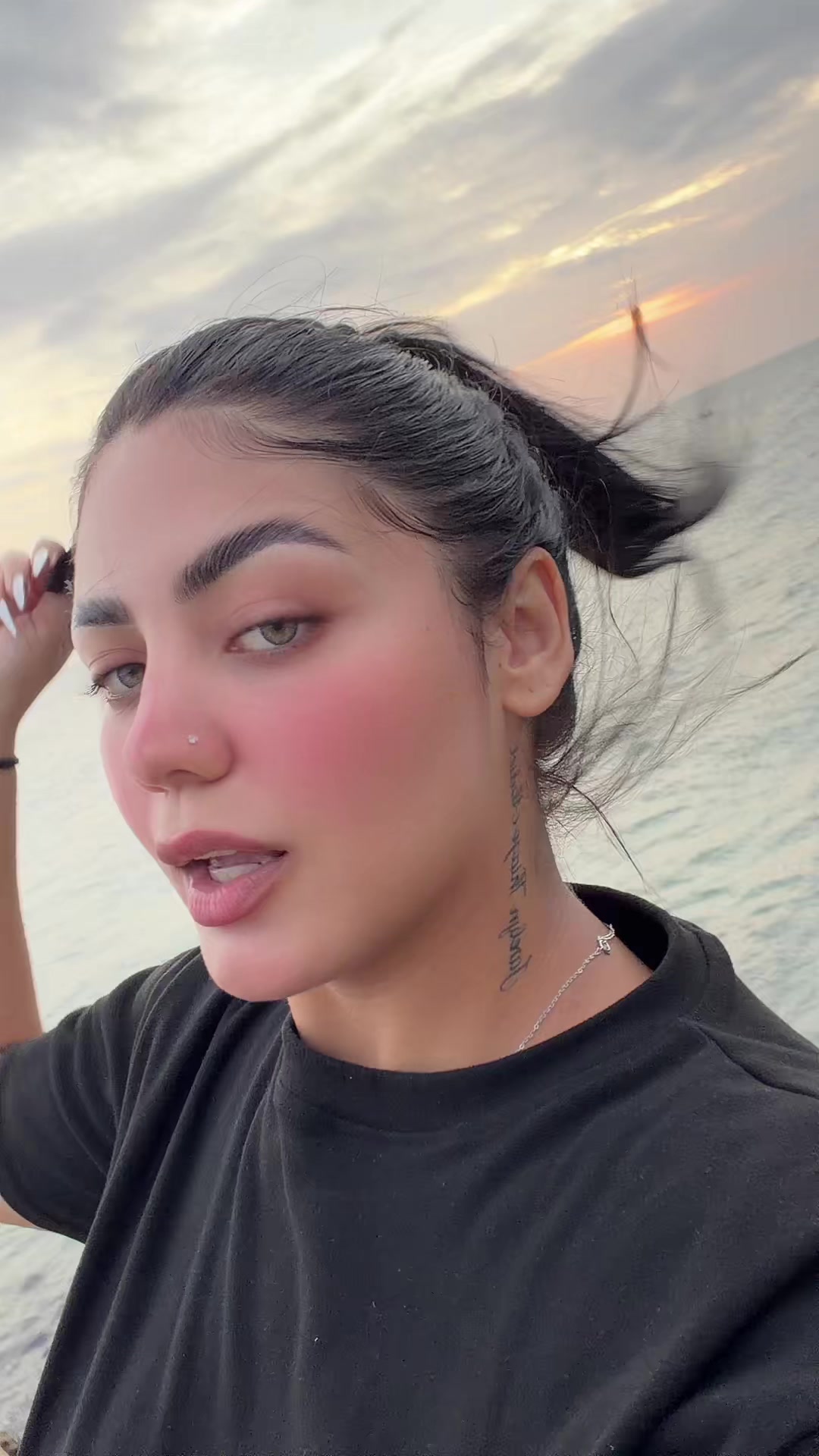 @𝐋𝐀𝐑𝐘🌙
