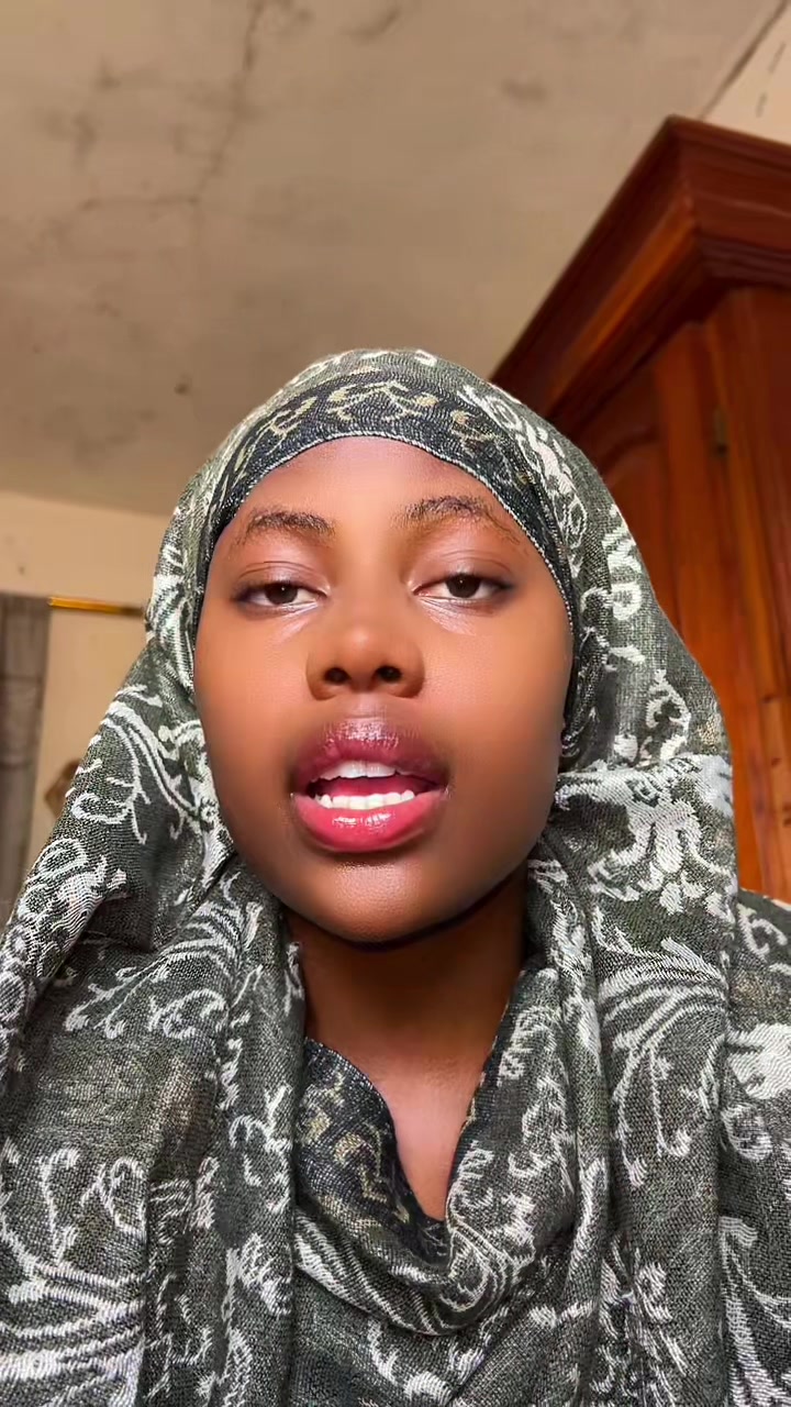 @Fille curieuse 🧐