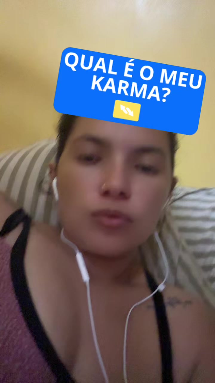 @Leiaalvess
