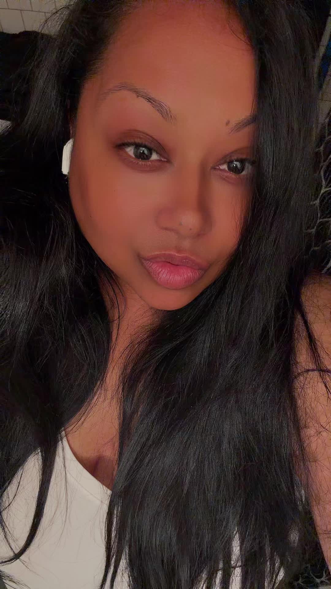 @Vickkii