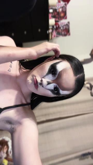 @Eve.N.Odder
