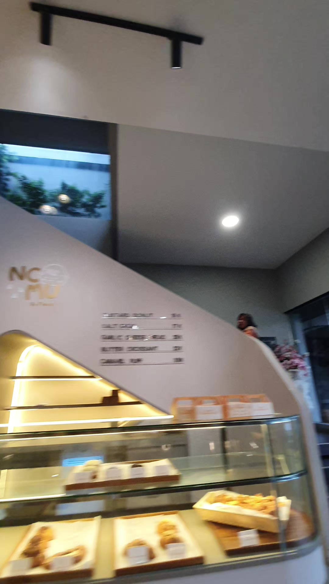 @MENIK ZACO