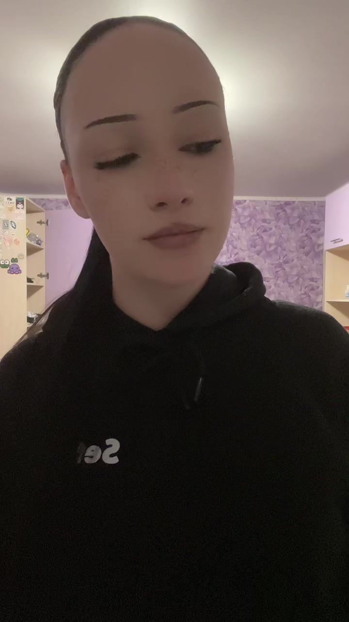 @дуня👅