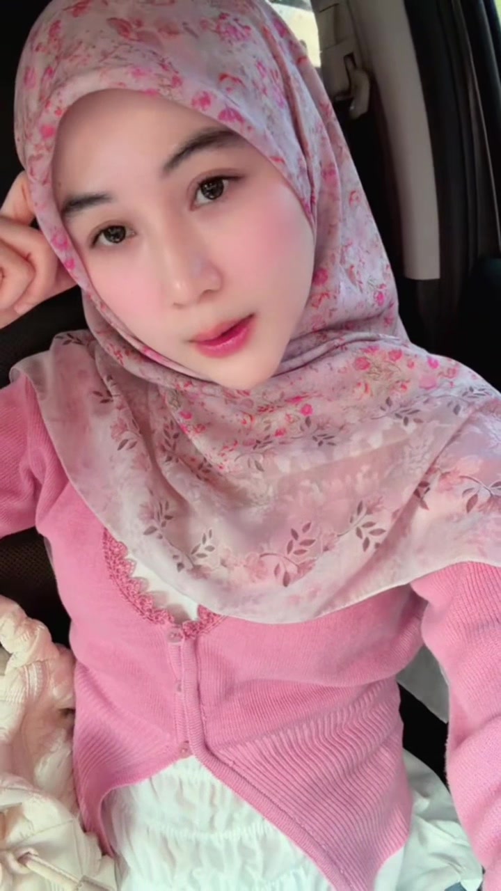@Dira🐣✌🏻