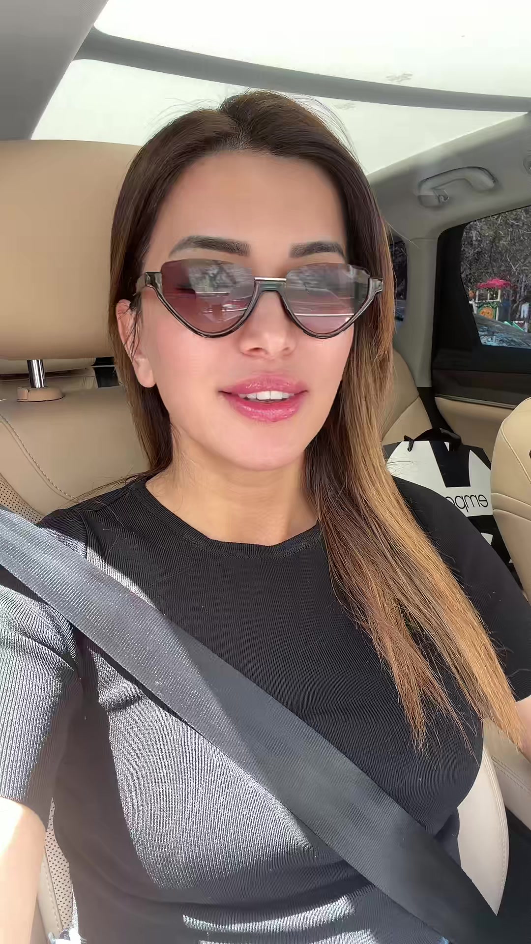 @ayselomerofficiall