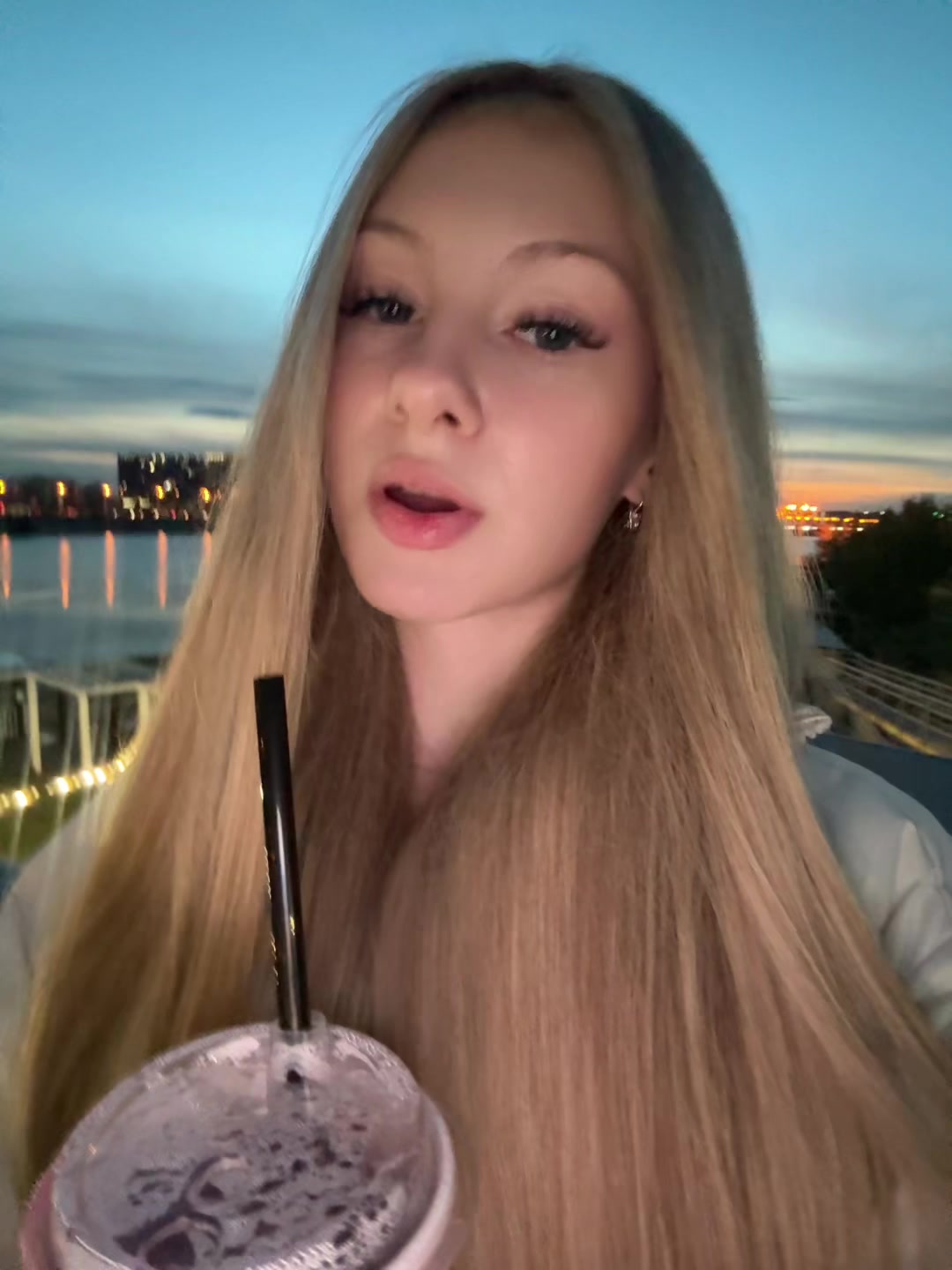@вишня