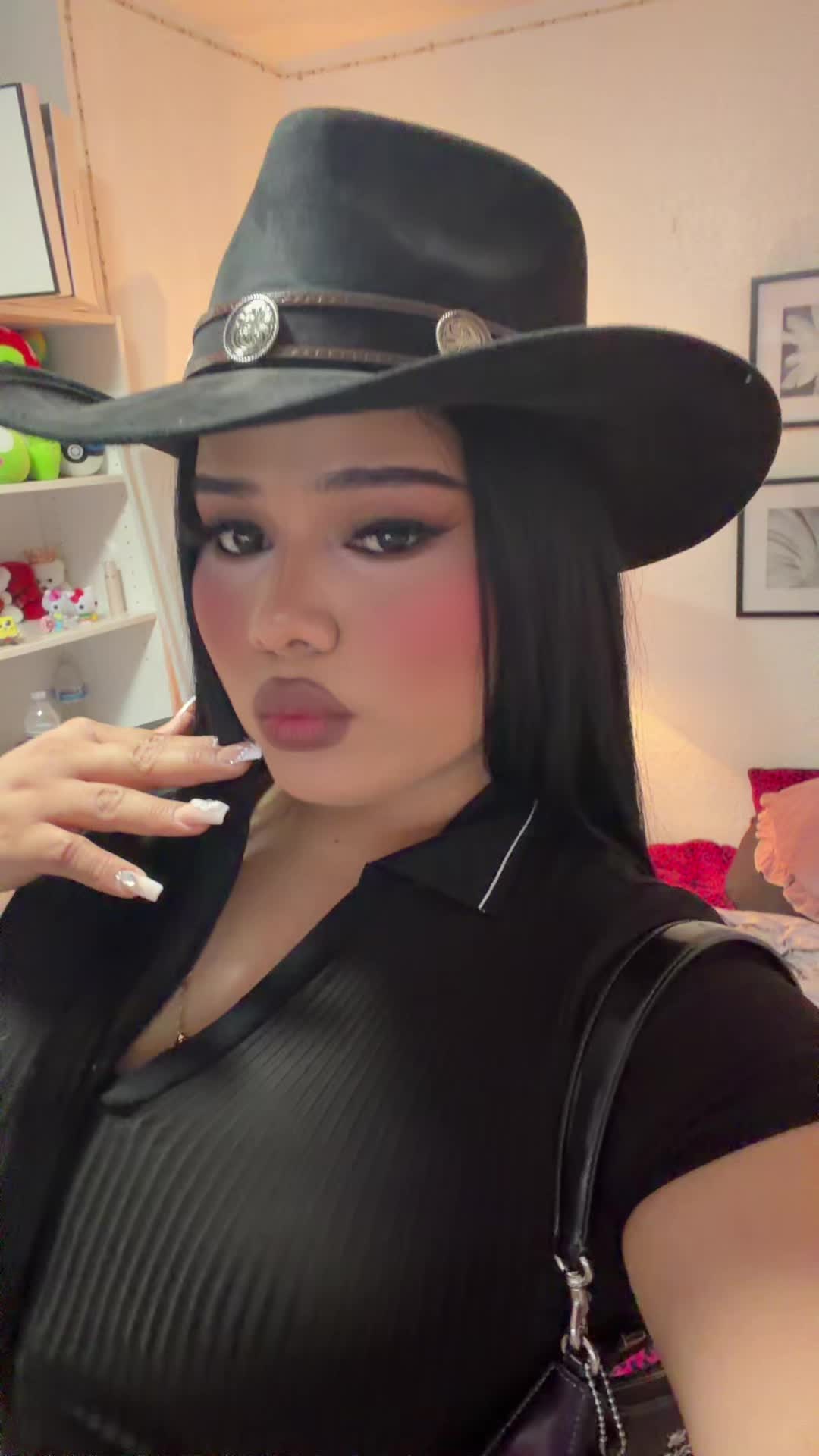 @kylieMichelle