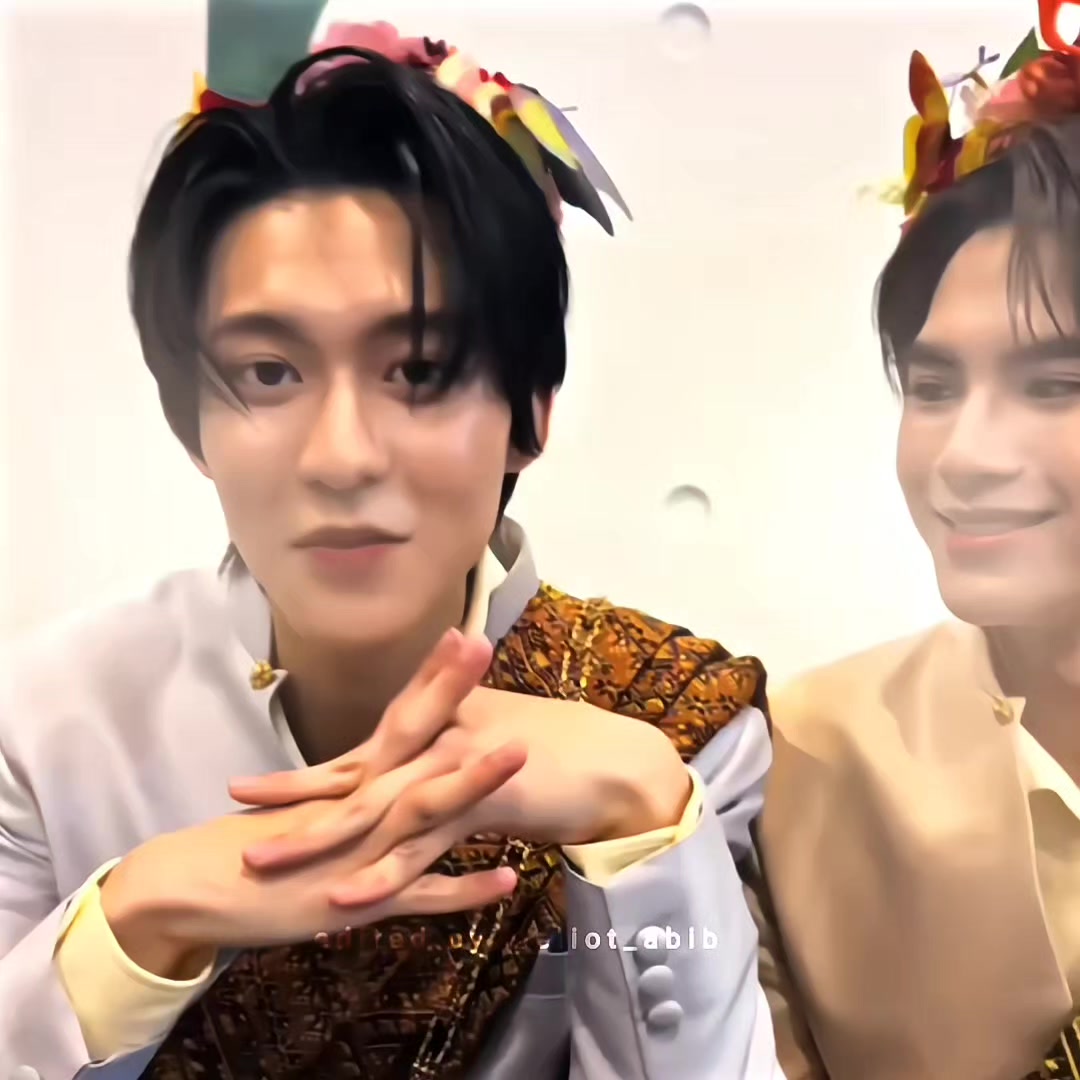 @๐ฆ bibyurluve | แดแดแดแดแดแดแดส แดสแด