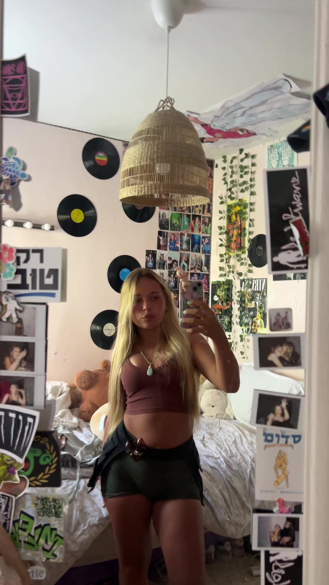 @Eliana