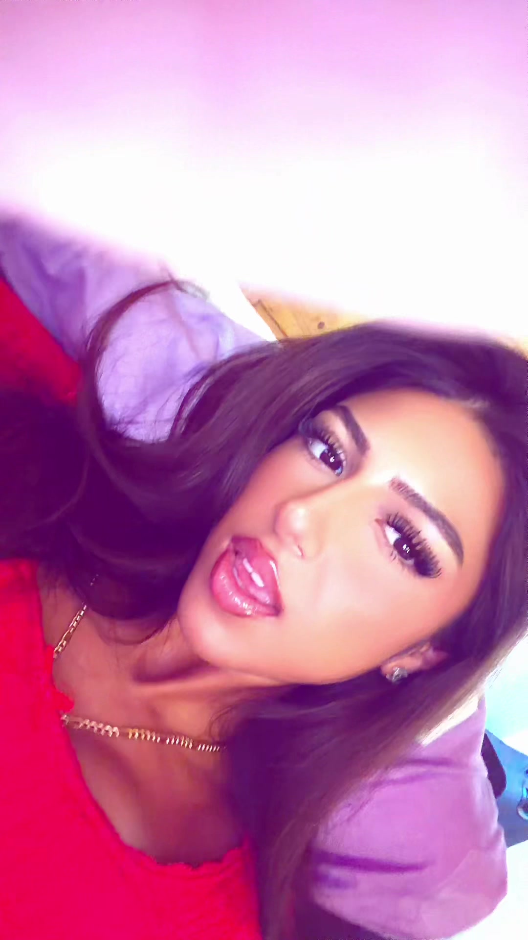 @LiveTina250k