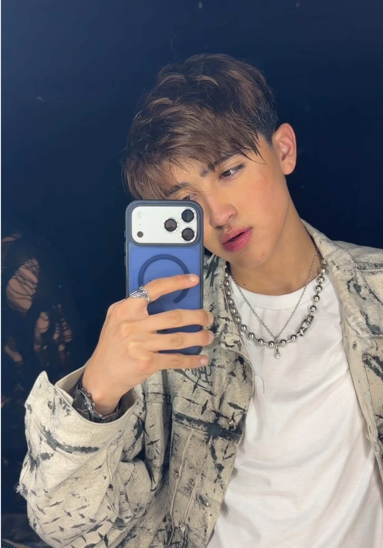 @Kenneth Lavíll