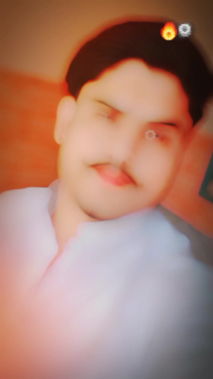 @Zeeshu 👑
