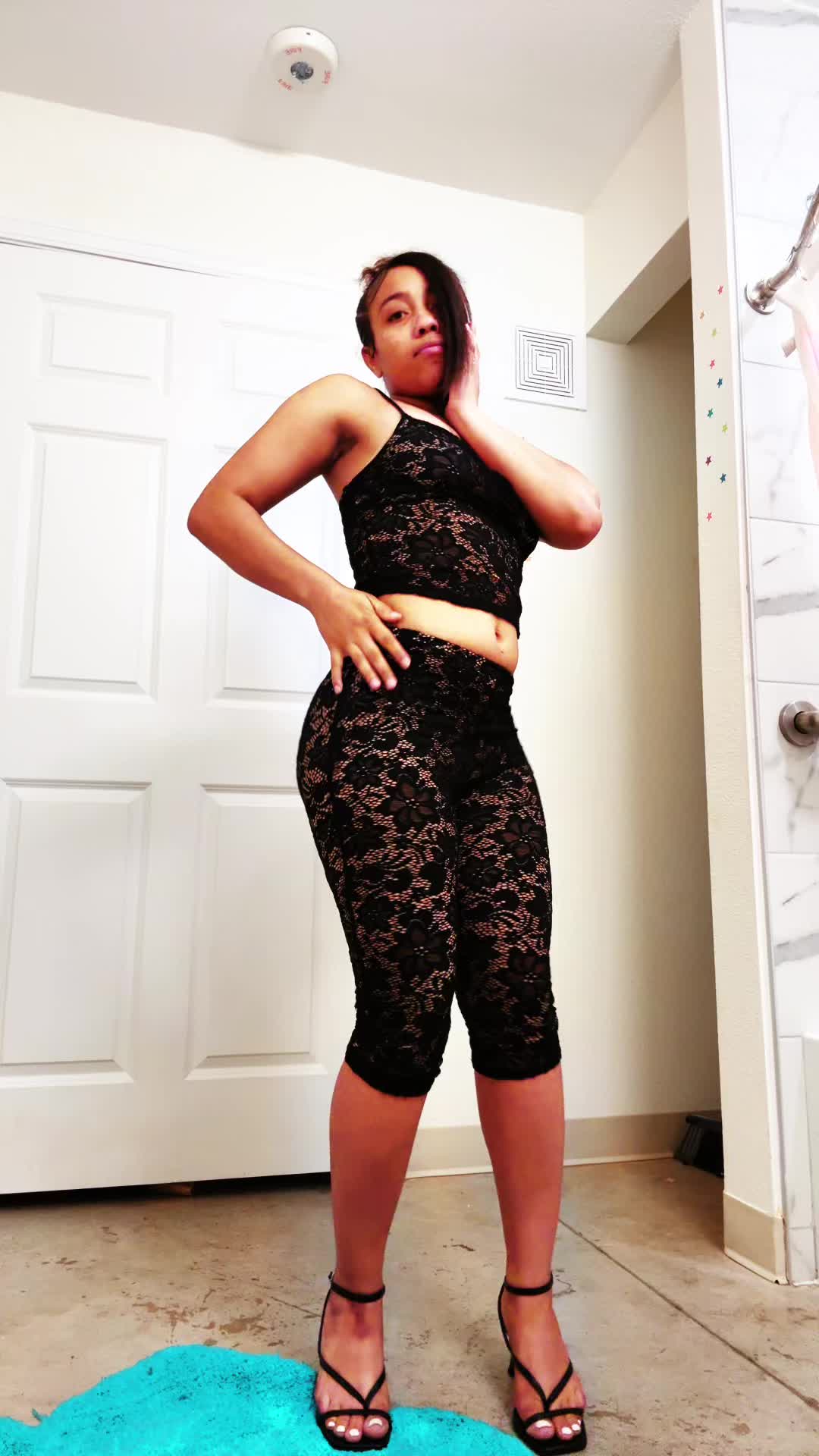 @x.meiyaa