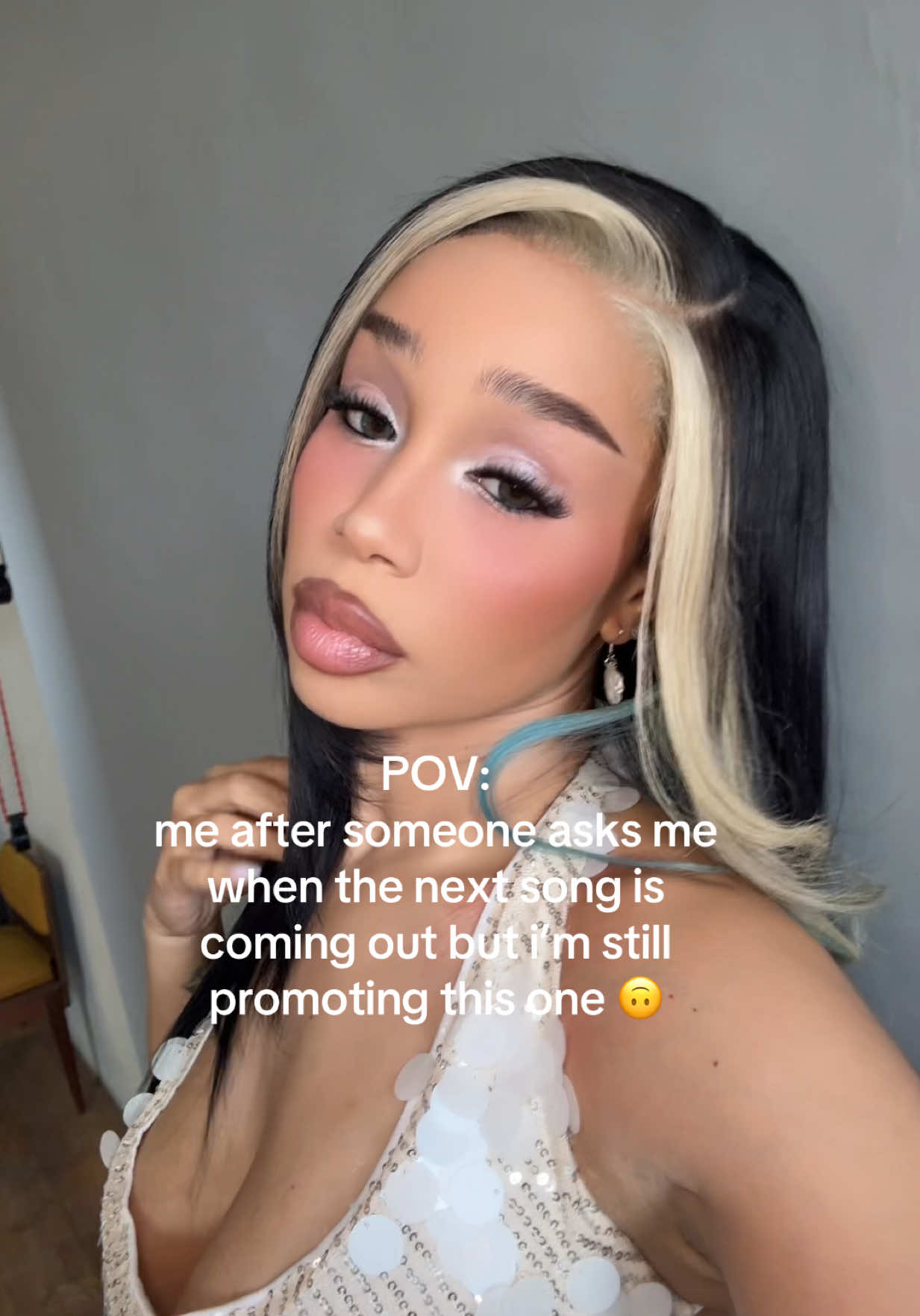@itsnadiastone