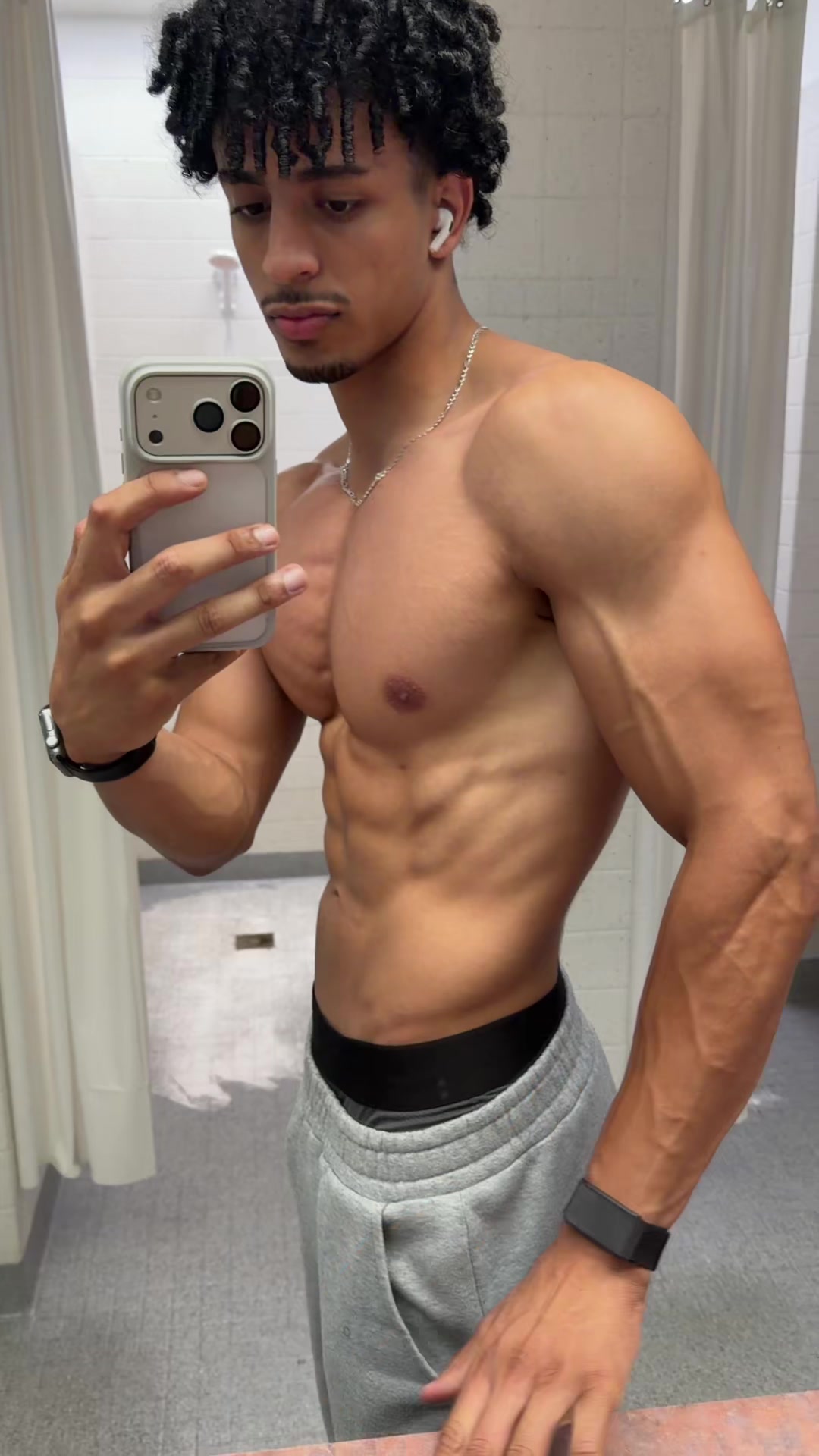 @ahmadlifts10