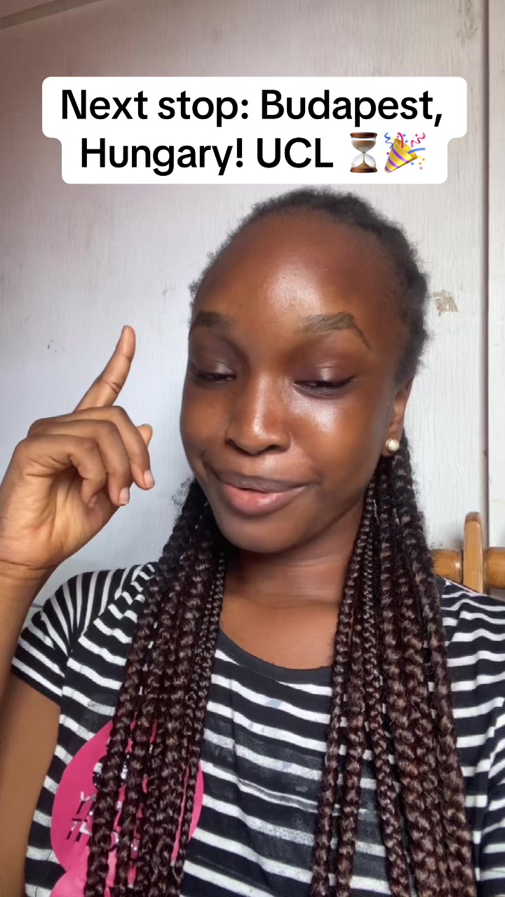 @footballstargirl