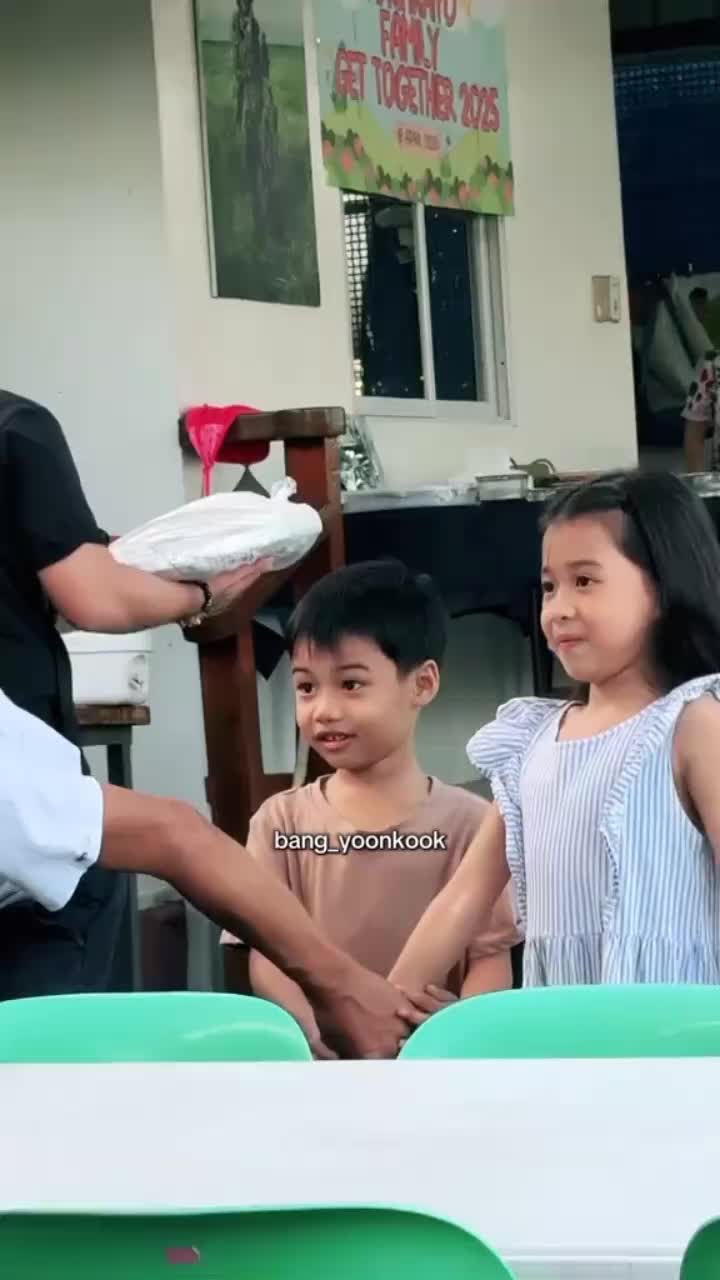 @Kristine Lee