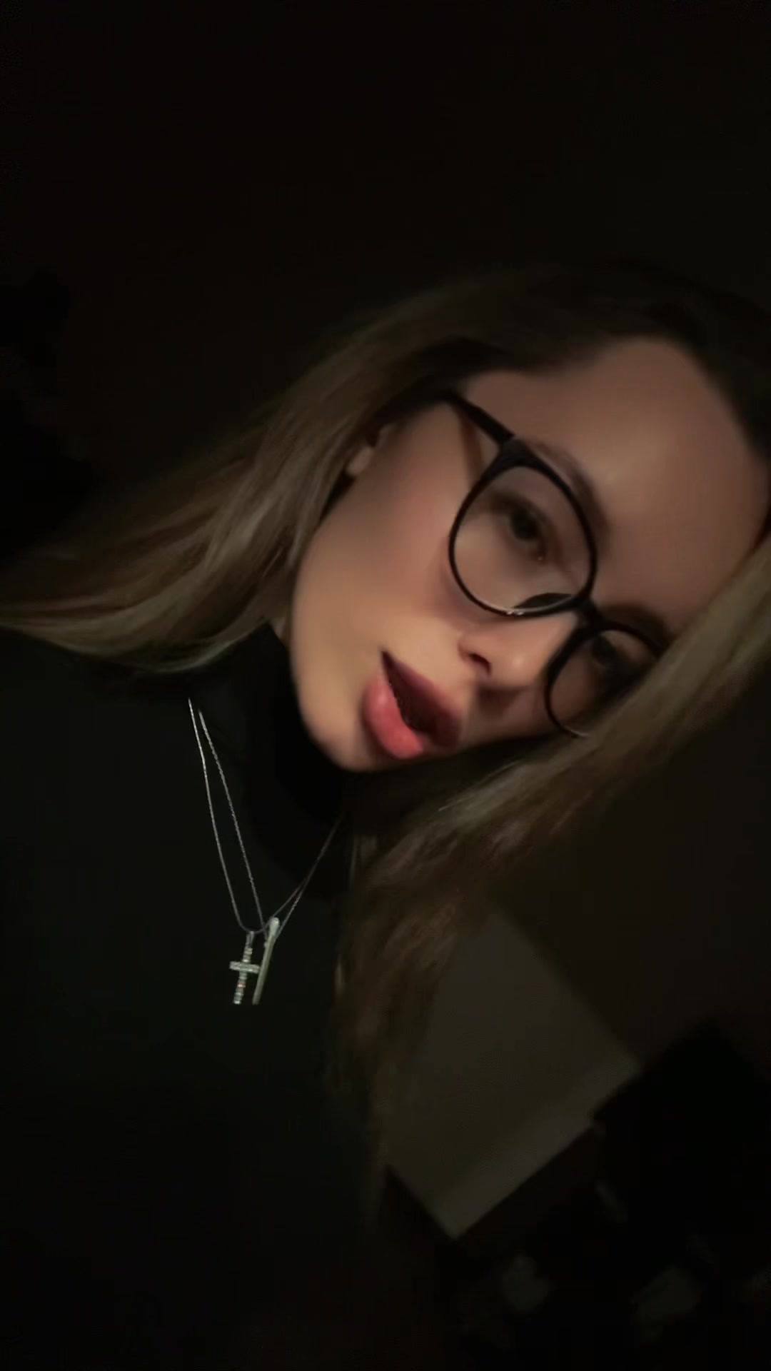 @Aarishellia