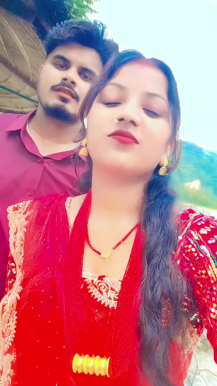 @❣️ Suraj ko 👑 queen ❣️