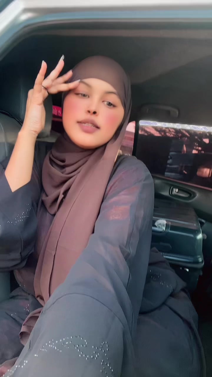 @Queen Iftizam 🥀🦋