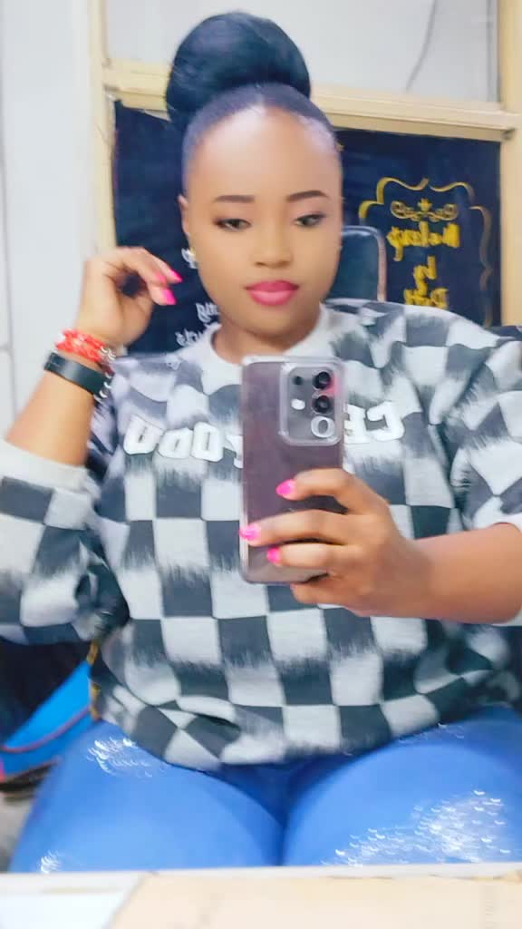 @MISS HEROINE👑🫧