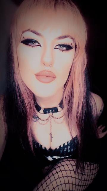 @🖤𝕷𝖎𝖓𝖉𝖘𝖊𝖞🖤