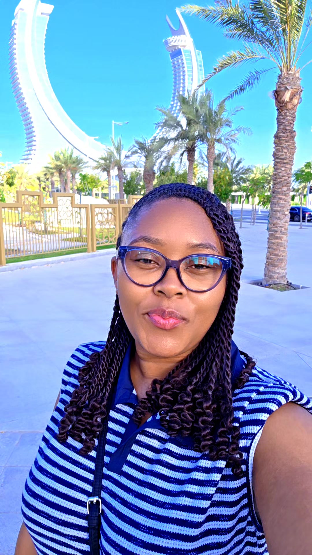 @Tinotenda Makechemu 🇿🇼🇶🇦